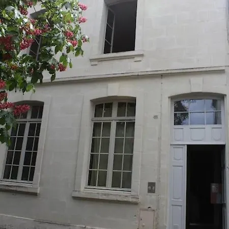 Calme Proche De La Loire Apartment Saumur